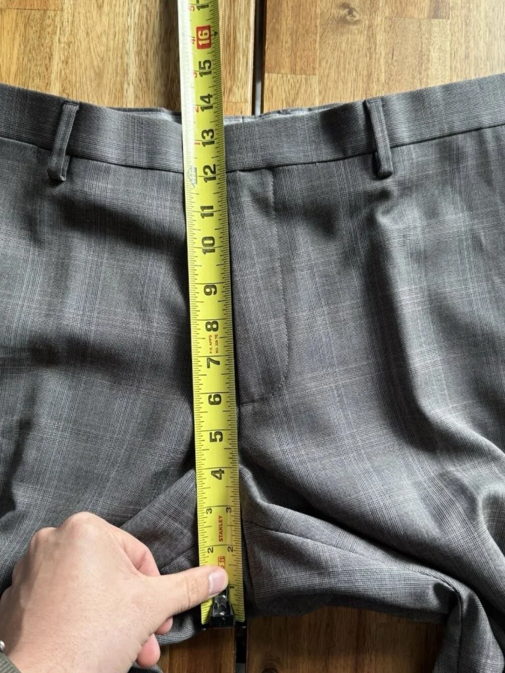 Banana Republic‎ Dress Pants Mens 33X30 Plaid Gray Wool Classic Fit Office Event